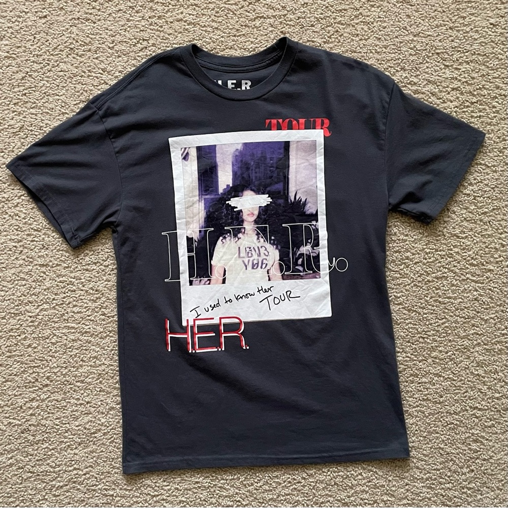 ⛔️H.E.R. I Used To Know Her Tour Concert T-Shirt | Size Small